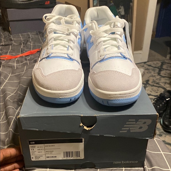 New Balance 550 White and Blue Sneakers - Picture 2 of 7